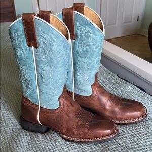 Shyanne Turquoise and Brown Cowboy Boots